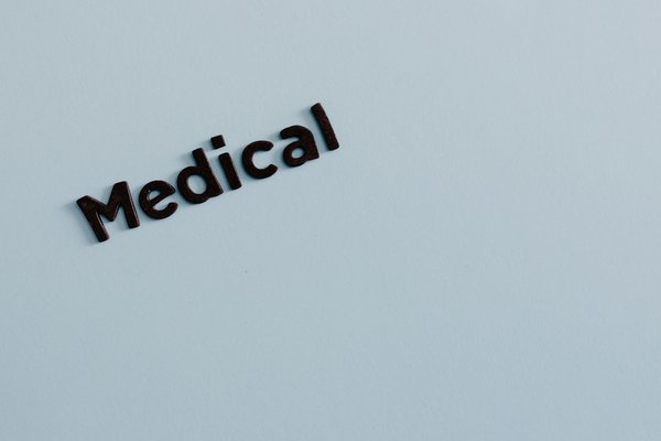 What measures are in place for diabetes management in the UK?